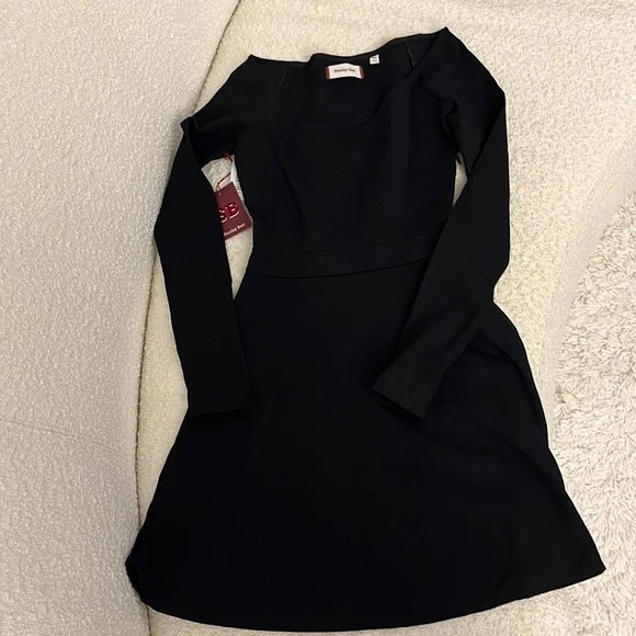 knee length dresses for ladies Aritzia wilfred black mtonymie dress, size xxs (loose fit) *new with   Belle Boutique Consignment